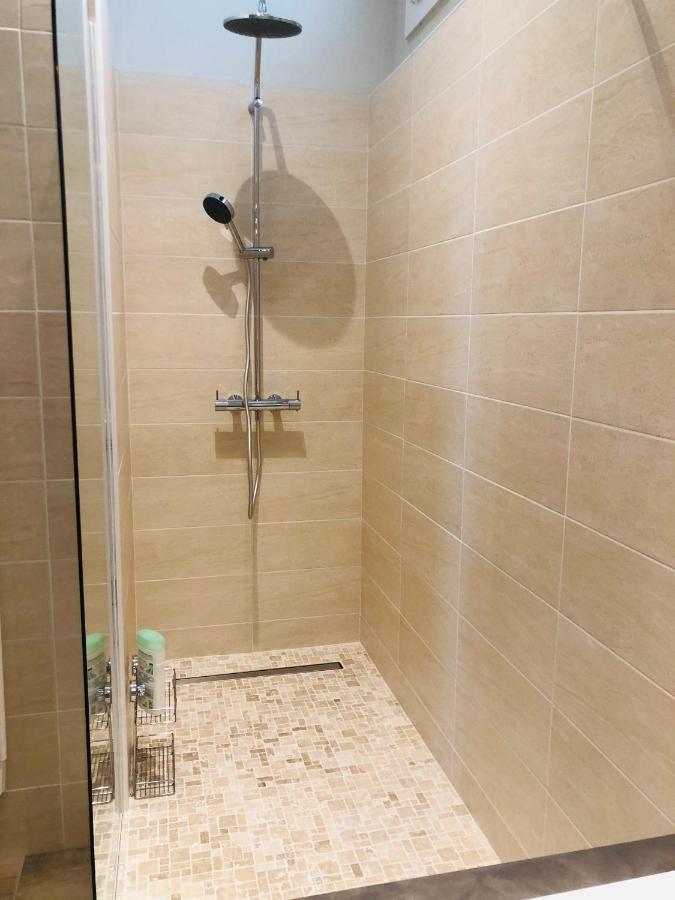 Les Volets Rouges Apartment Cavaillon Ngoại thất bức ảnh